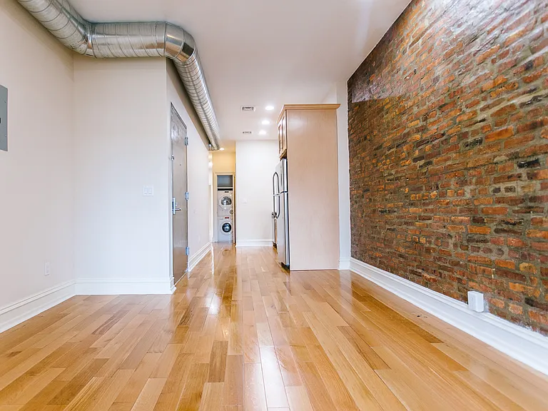884 Madison St #3L — Photo 6