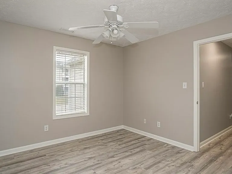 360 Bubble Creek Ct #12 — Photo 21