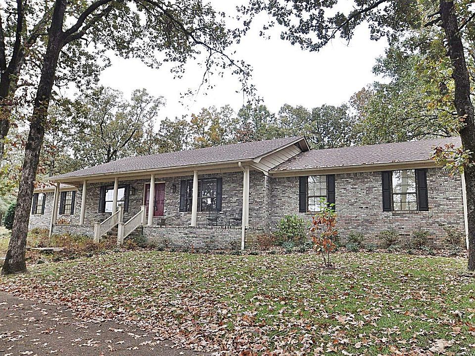2nd image of 2242 Hickory Wood Dr