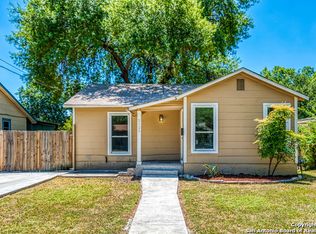 2122 W Wildwood Dr, San Antonio, TX 78201