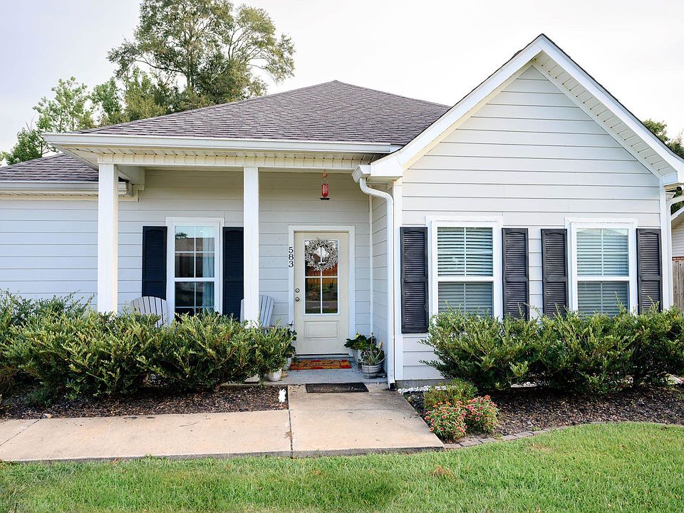 1st image of 583 Rollins Rd