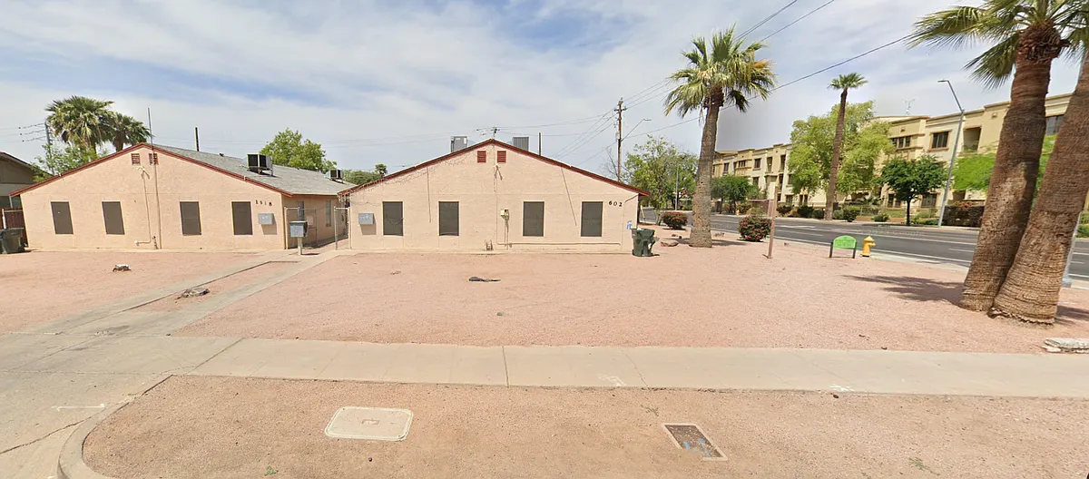 Building Photo - 1518 E Fillmore St