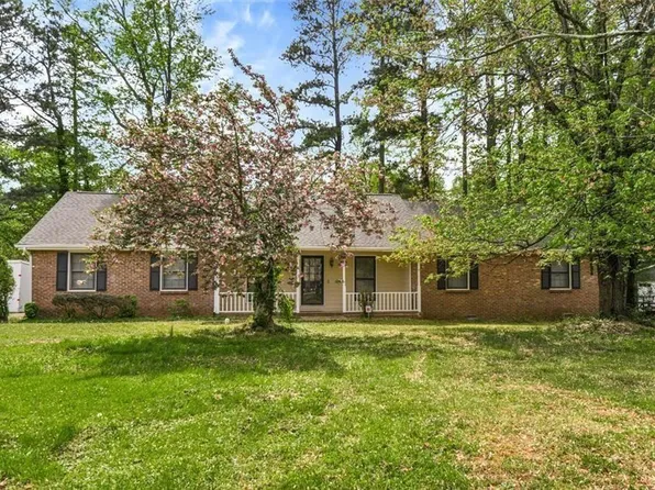 5284 Wydella Rd SW, Lilburn, GA 30047
