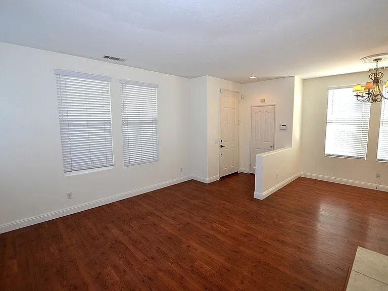 1827 Sheep Ranch Loop — Photo 9