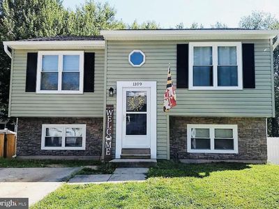 1109 Hotel Dr, Pasadena, MD, 21122