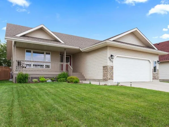 6807 N 37a Ave, Camrose, AB T4V 5B8