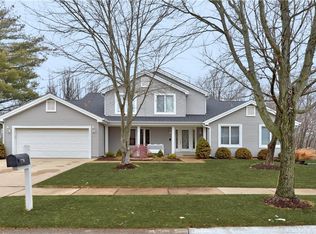 16235 Pepper View Ct, Chesterfield, MO 63005