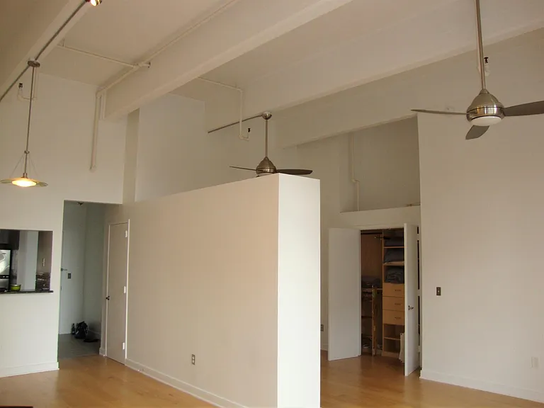1500 Washington St #3V — Photo 12