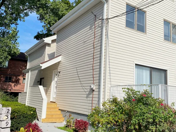 233 Myrtle Avenue image 2 of 34