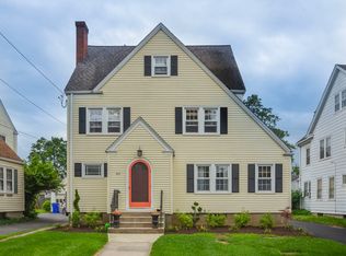 365 Fern St, West Hartford, CT 06119