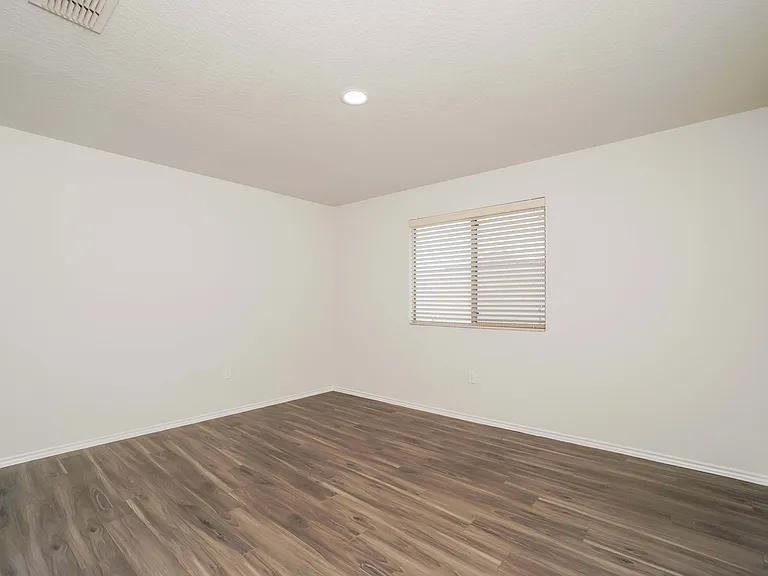 7522 Spanish Dagger — Photo 25
