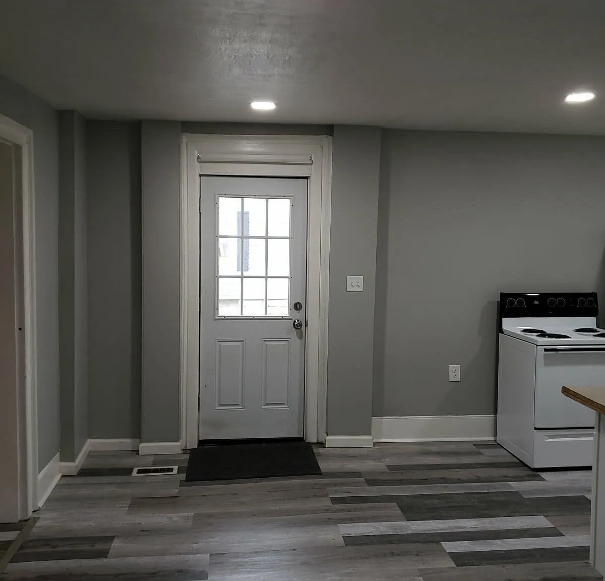 1 bed, $1,000 — Photo 2