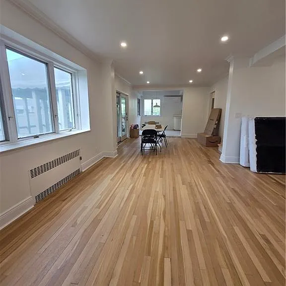 65 Ithaca Ave — Photo 3