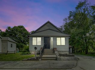 209 E 3rd St, Ligonier, IN 46767