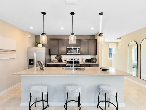 Gorgeous Bright Kitchen