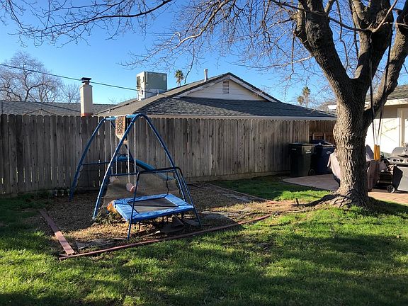 3rd image of 4220 Gothberg Ave