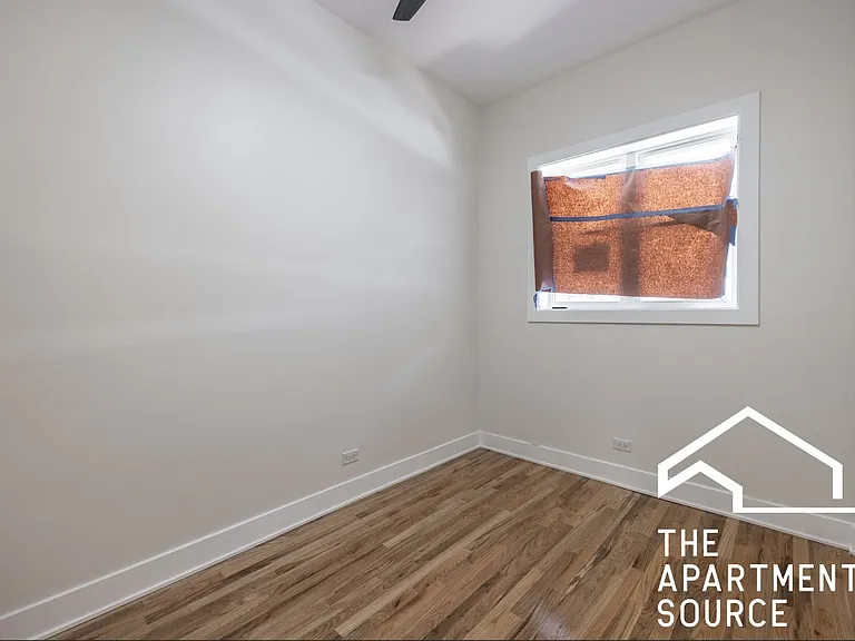 1742 N California Ave #1F — Photo 3