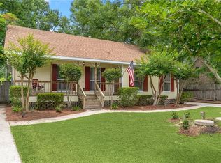 1740 Caroline St, Mandeville, LA 70448