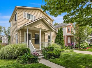 811 Humphrey Ave, Birmingham, MI 48009