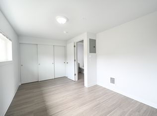 12520 SE Stark St APT 2, Portland, OR 97233