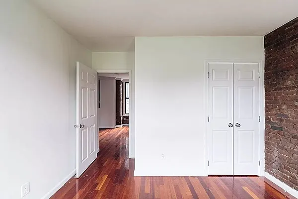 Rented by REAL New York | media 10
