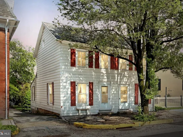 13 N Main St, Shrewsbury, PA 17361