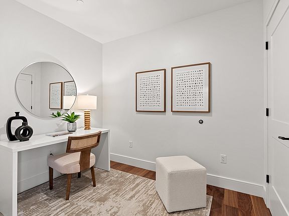 2nd image of 1515 Commonwealth Ave #814