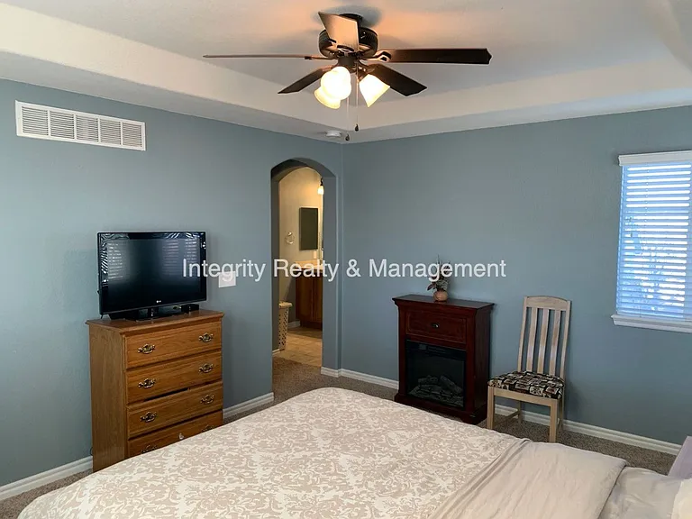 3025 Redhaven Way — Photo 12