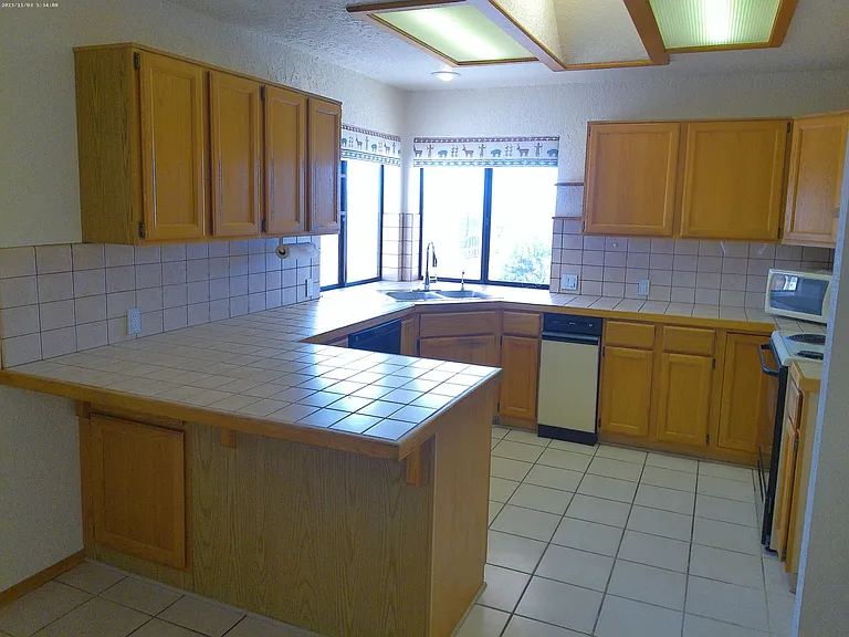 1771 Miramar Dr — Photo 10