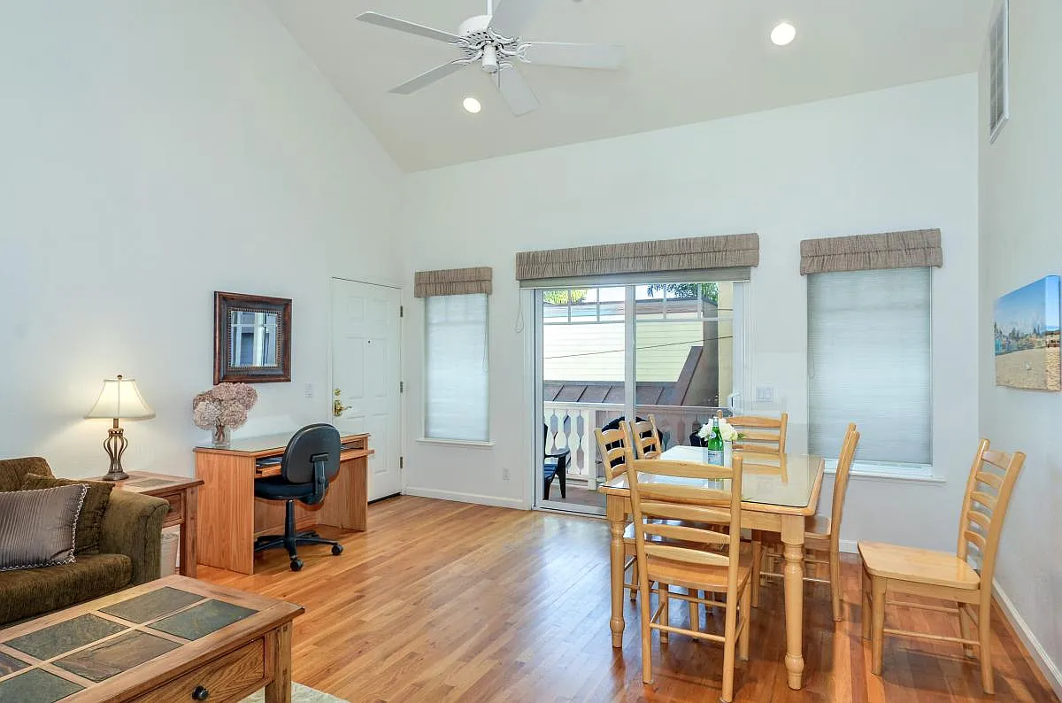 207 San Jose Avenue — Photo 4