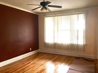 8539 S Marquette Ave #2, Chicago, IL