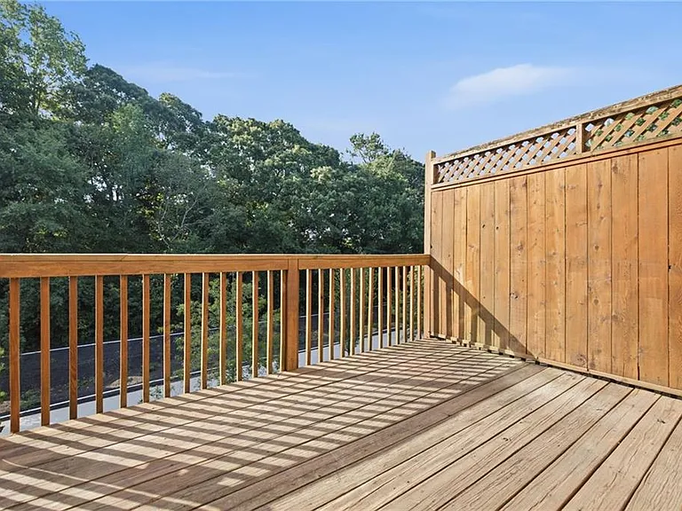 865 Commonwealth Ave SE — Photo 30