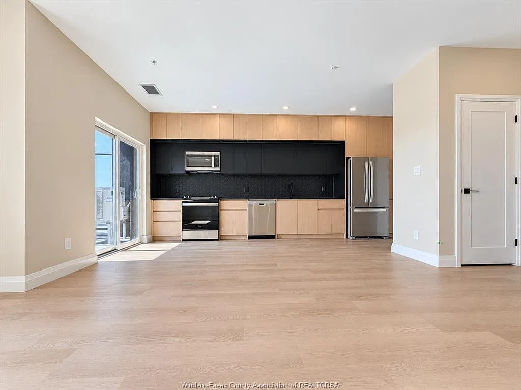 1 bed, 1.0 bath, $2,200 — Photo 4