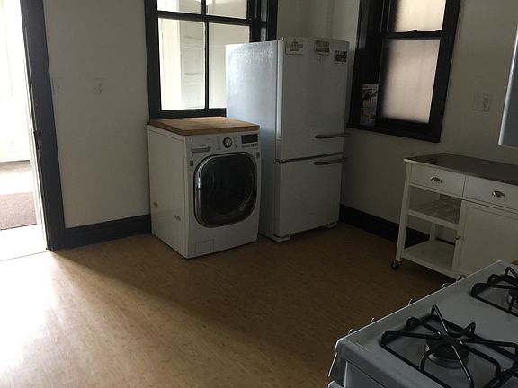 2nd image of 4740 S Prairie Ave APT 1