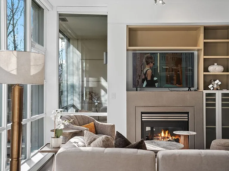 638 Beach Cres #Townhouse 105 — Photo 8