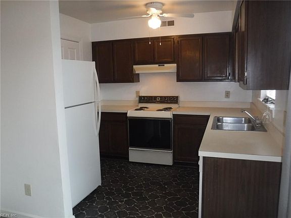 4th image of 1616 Jana Ct #A