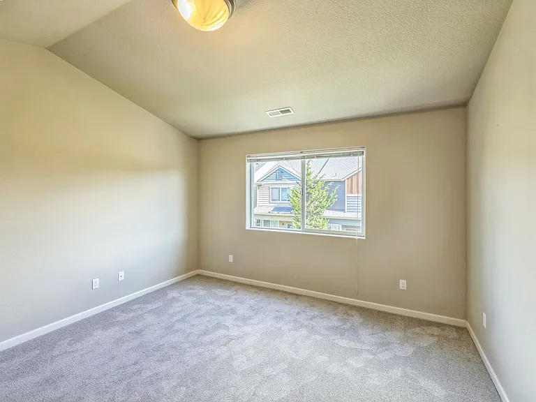 2501 Carson Loop — Photo 11