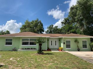 2760 Eastland Rd, Mount Dora, FL 32757