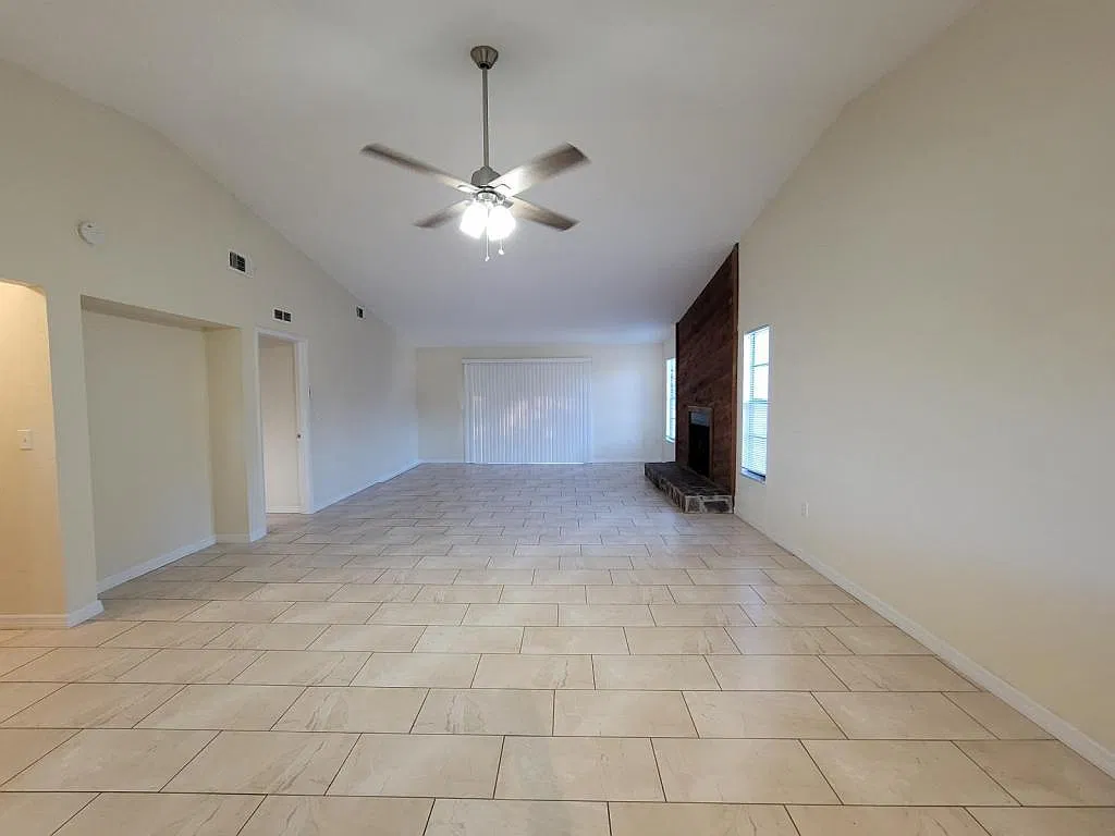 7857 Pinehurst Dr. — Photo 3