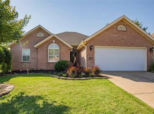 5238 S 60th Pl, Rogers, AR 72758