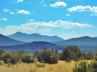 570 Mountain Cat Rd, Williams, AZ 86046