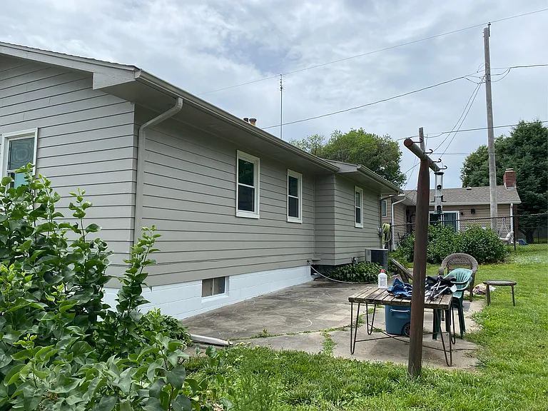 8120 Burdette St — Photo 3