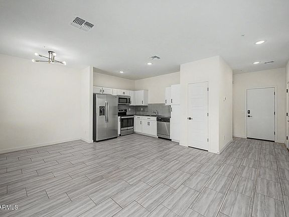5th image of 2280 W HARMONT Drive