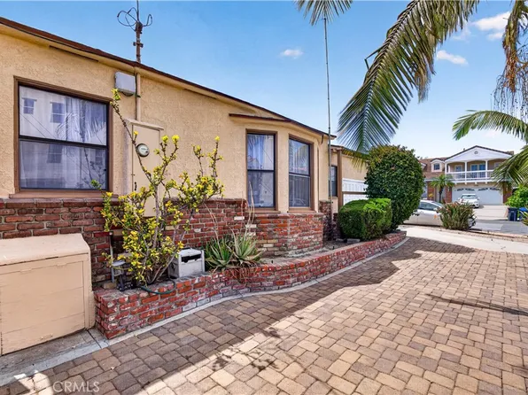 1899 Gladys Ave, Signal Hill, CA 90755