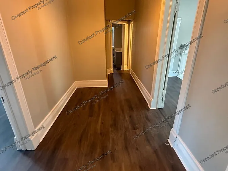885 College St #883 — Photo 9