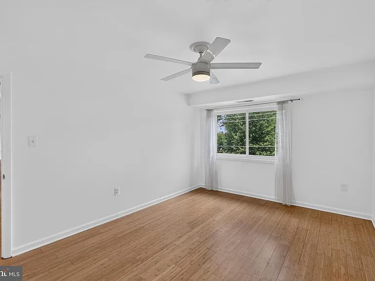 204 Park Terrace Ct SE #28 — Photo 17