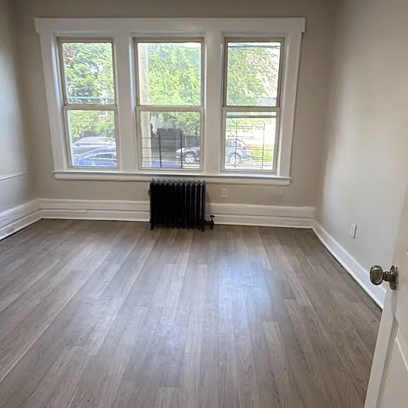 81 Montgomery St #2 — Photo 2