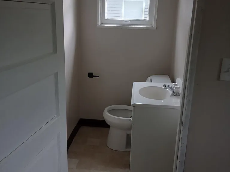 122 Wilson Ave #122 — Photo 1