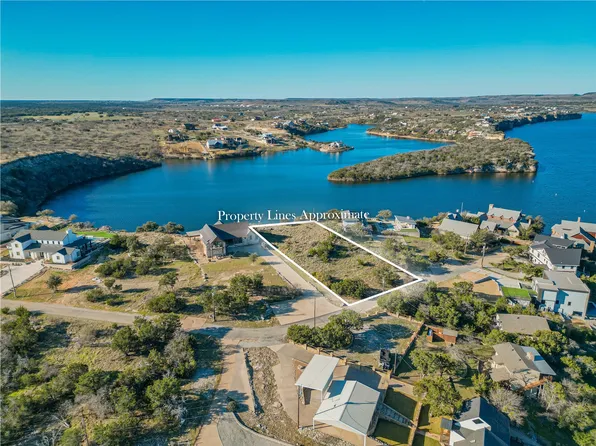 285 E Hells Gate Dr, Graford, TX 76449