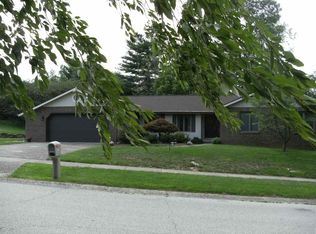 2521 E Rechter Rd, Bloomington, IN 47401